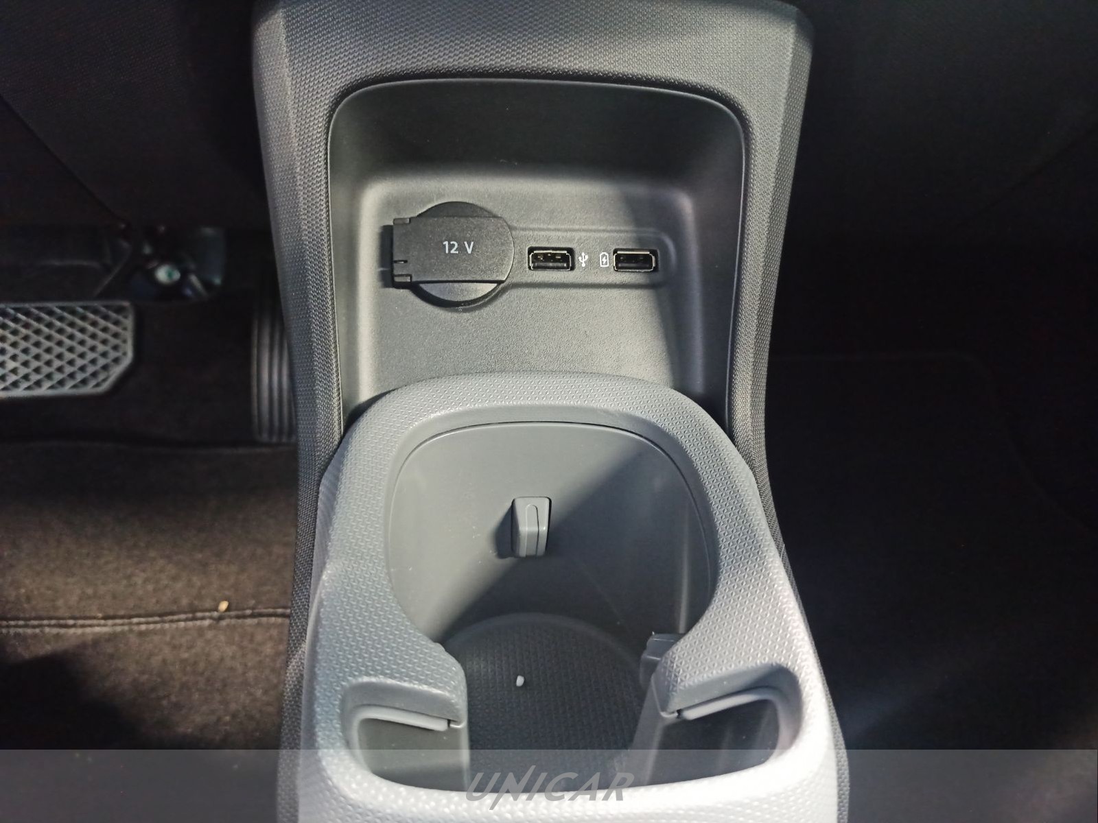 UNICAR Leapmotor T03