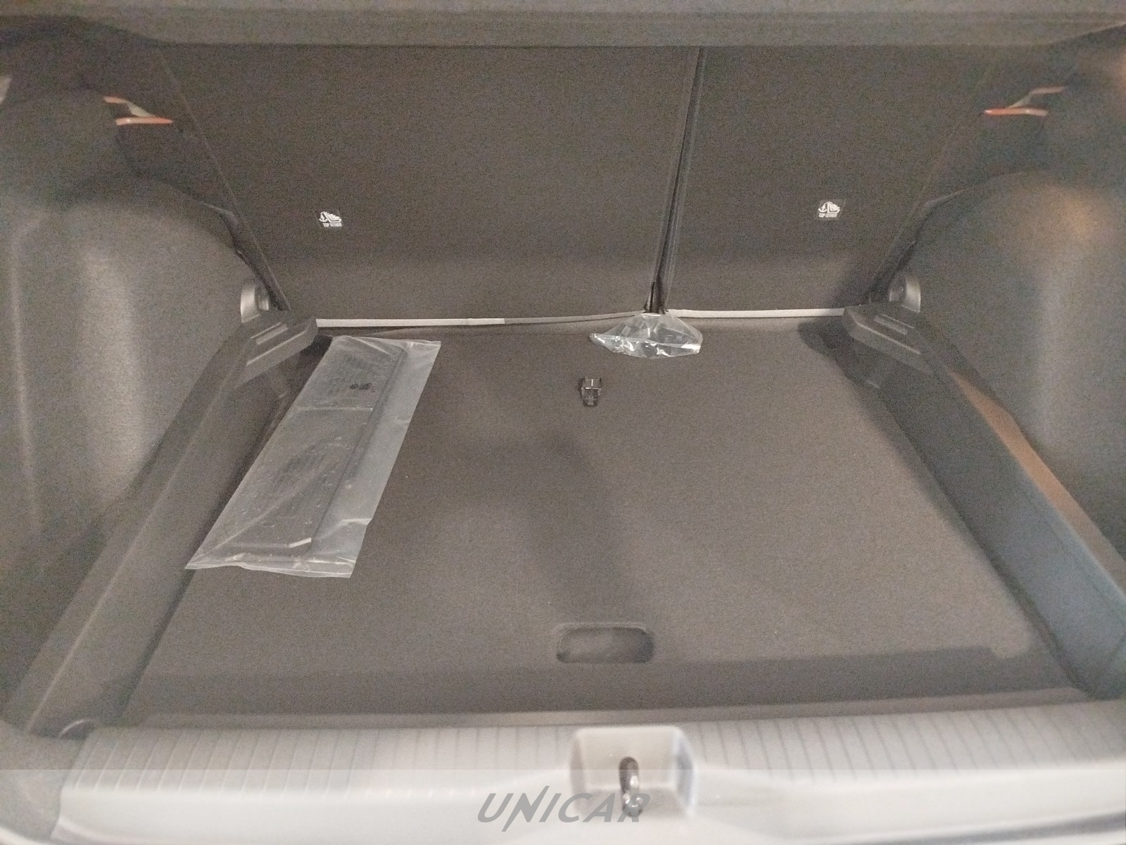 UNICAR Opel Frontera