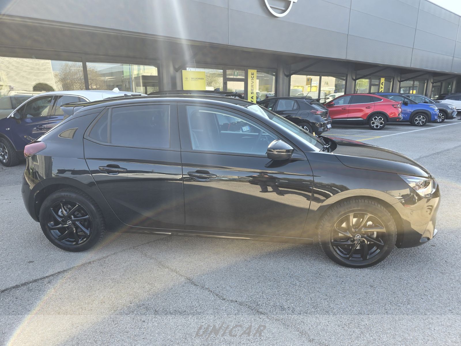 UNICAR Opel Corsa
