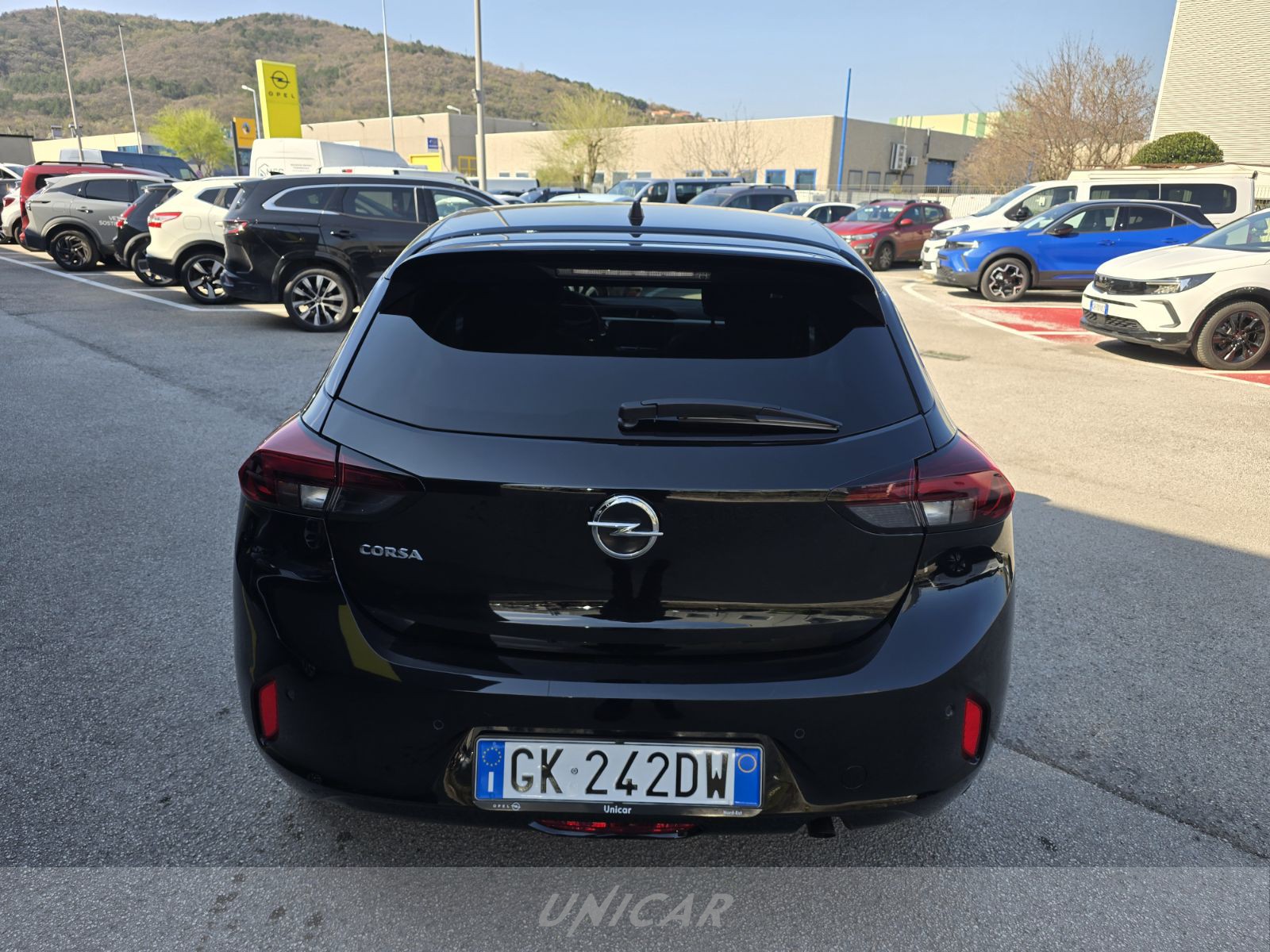 UNICAR Opel Corsa