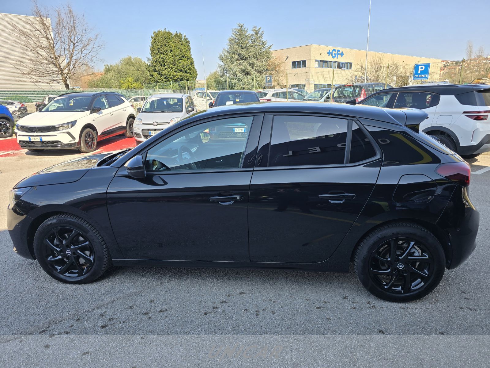UNICAR Opel Corsa