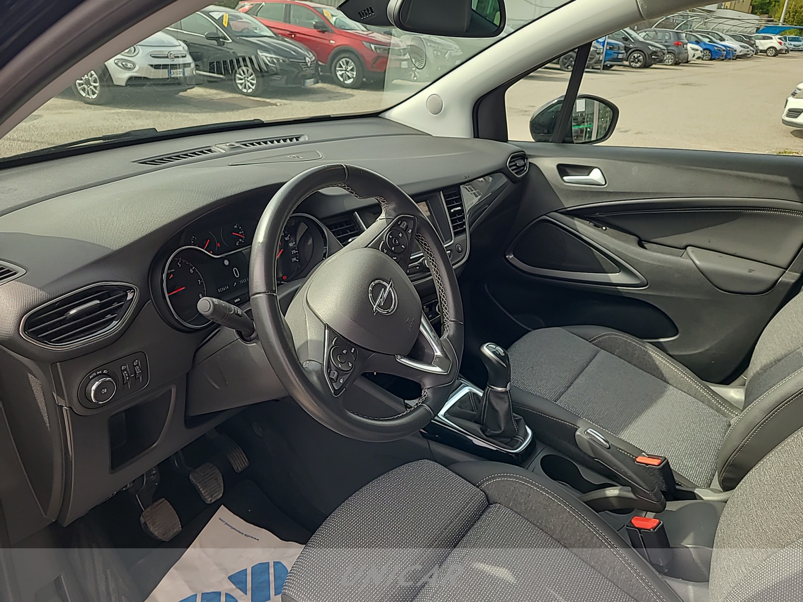 UNICAR Opel Crossland