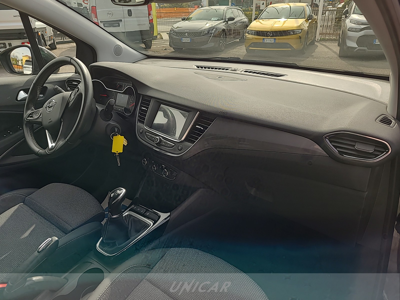 UNICAR Opel Crossland