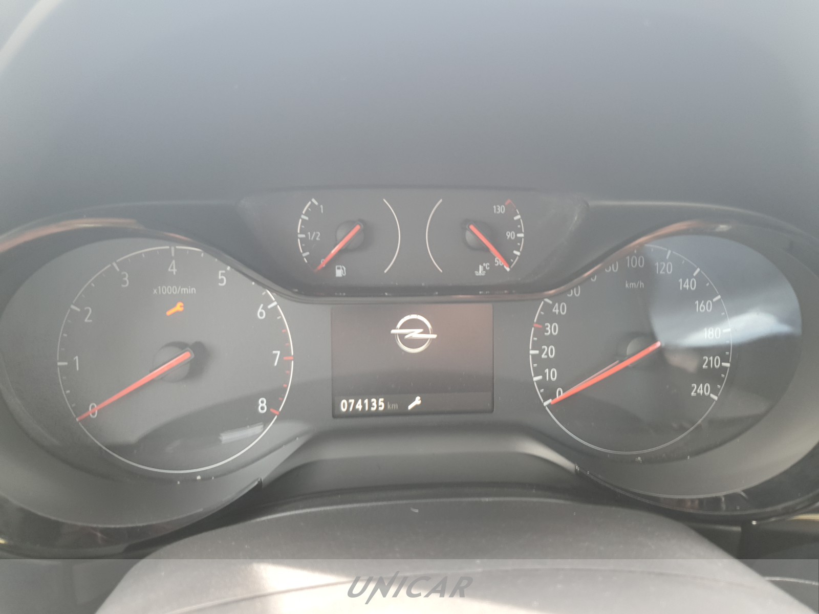 UNICAR Opel Corsa