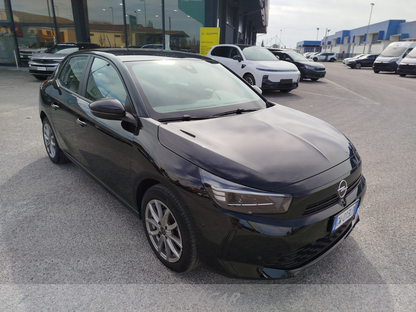 UNICAR Opel Corsa