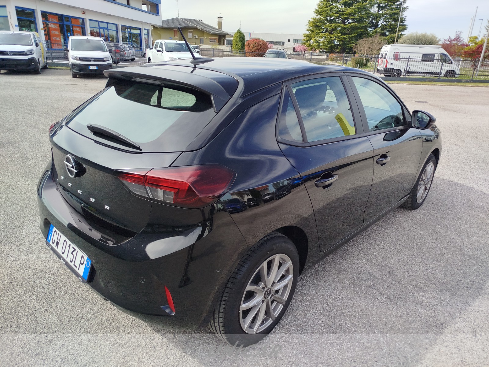 UNICAR Opel Corsa