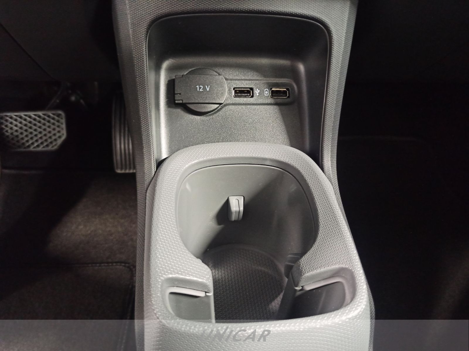 UNICAR Leapmotor T03