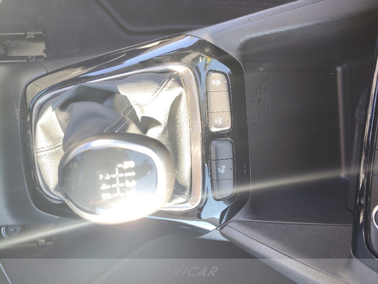 UNICAR Opel Corsa