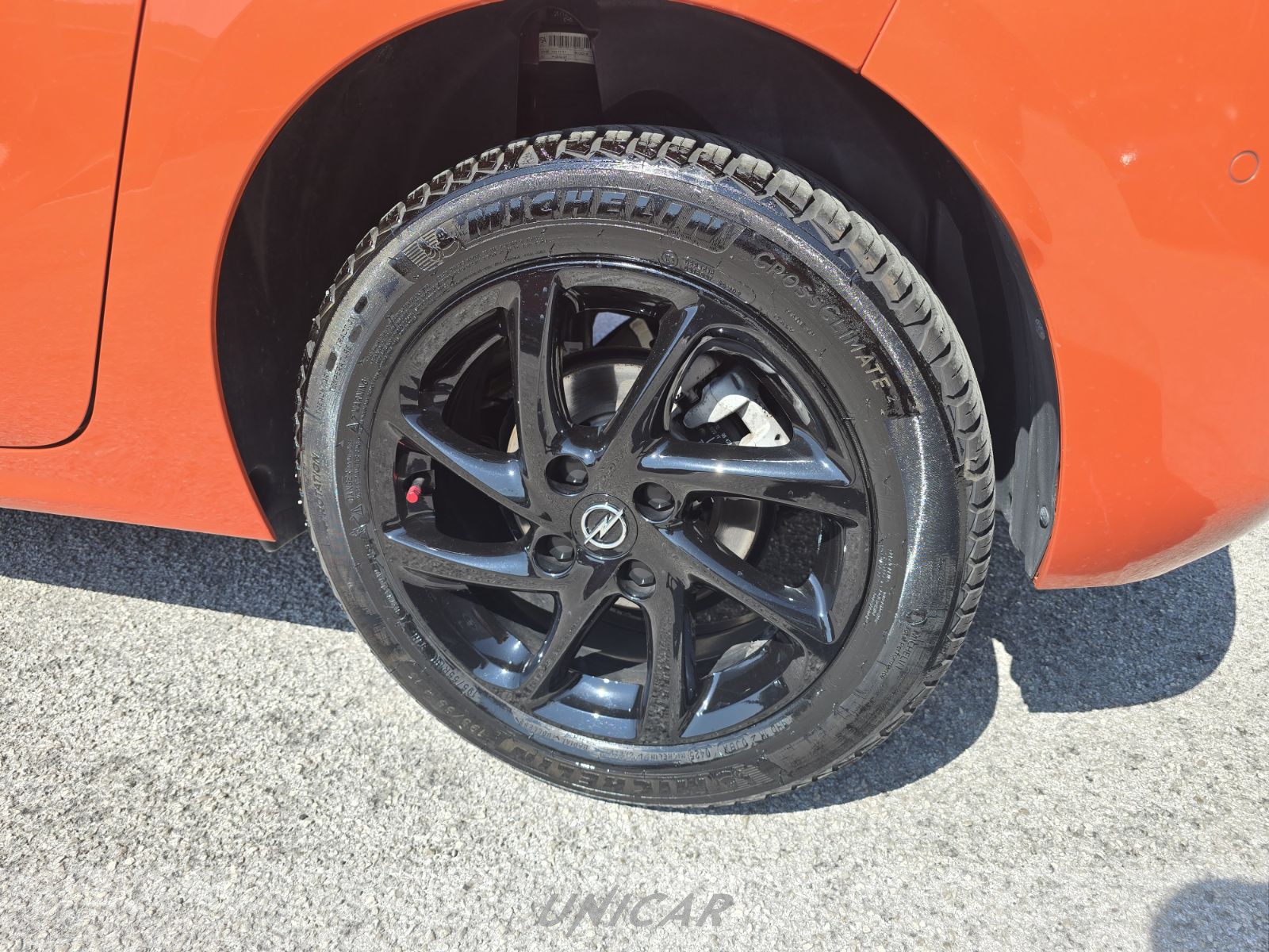 UNICAR Opel Corsa