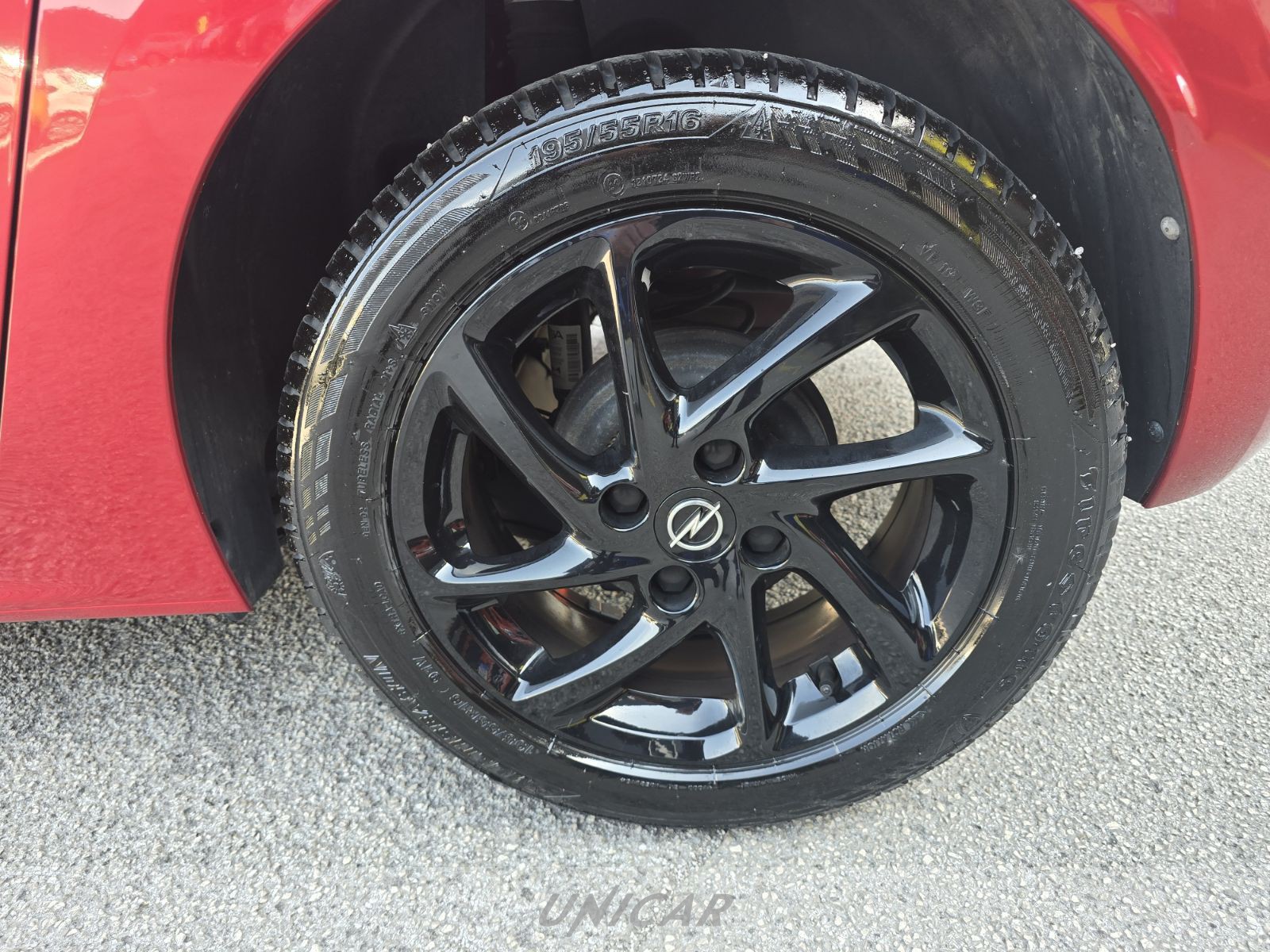 UNICAR Opel Corsa