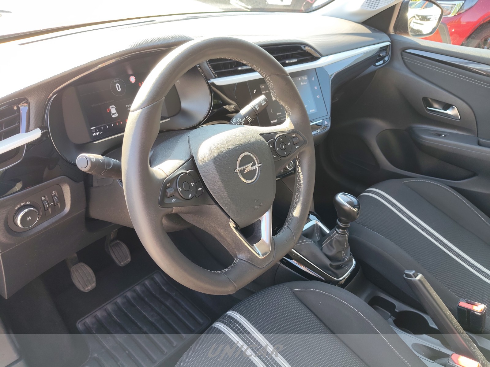 UNICAR Opel Corsa