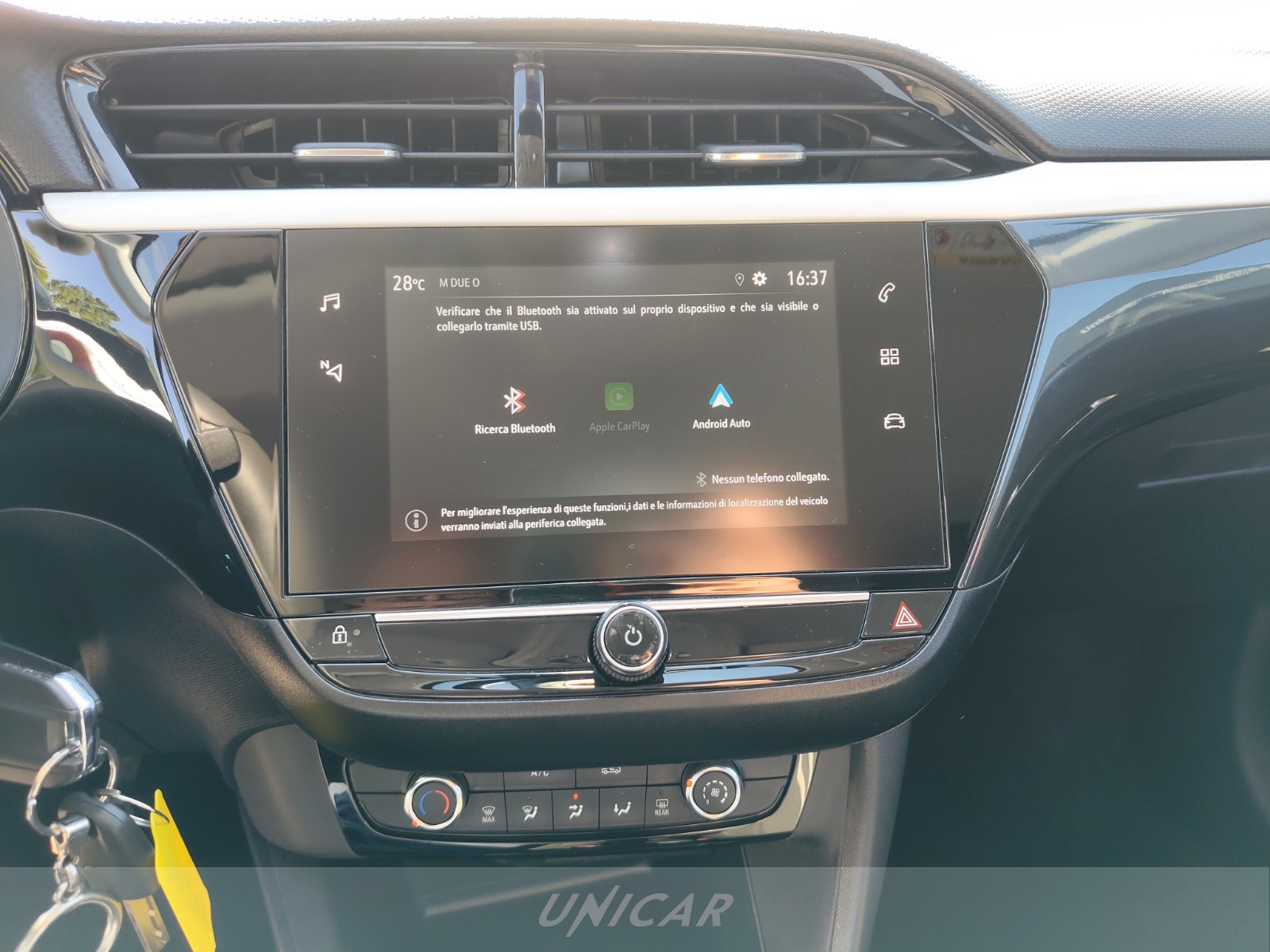 UNICAR Opel Corsa