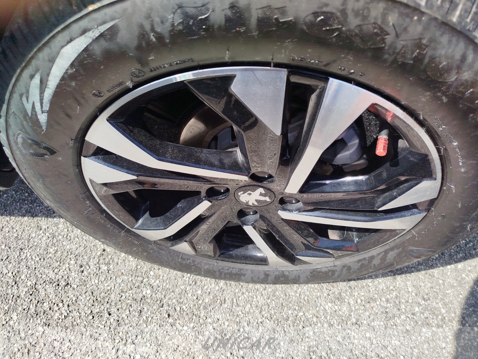 UNICAR Peugeot 2008
