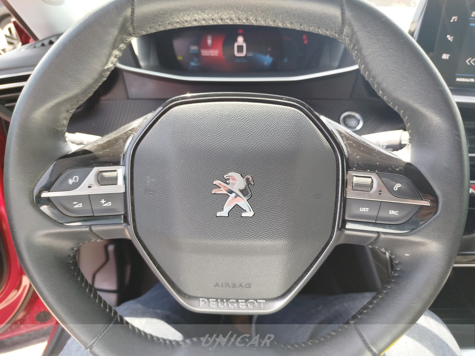 UNICAR Peugeot 2008