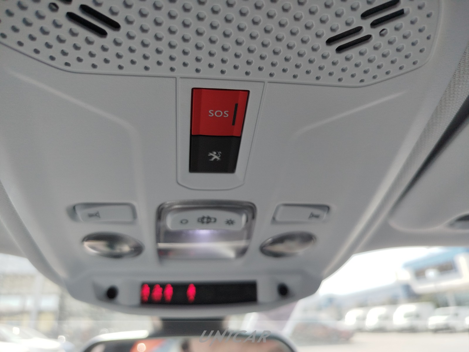 UNICAR Peugeot 2008