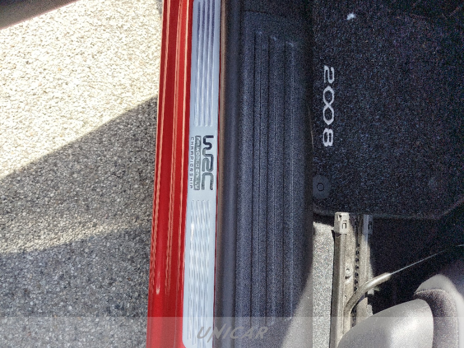 UNICAR Peugeot 2008