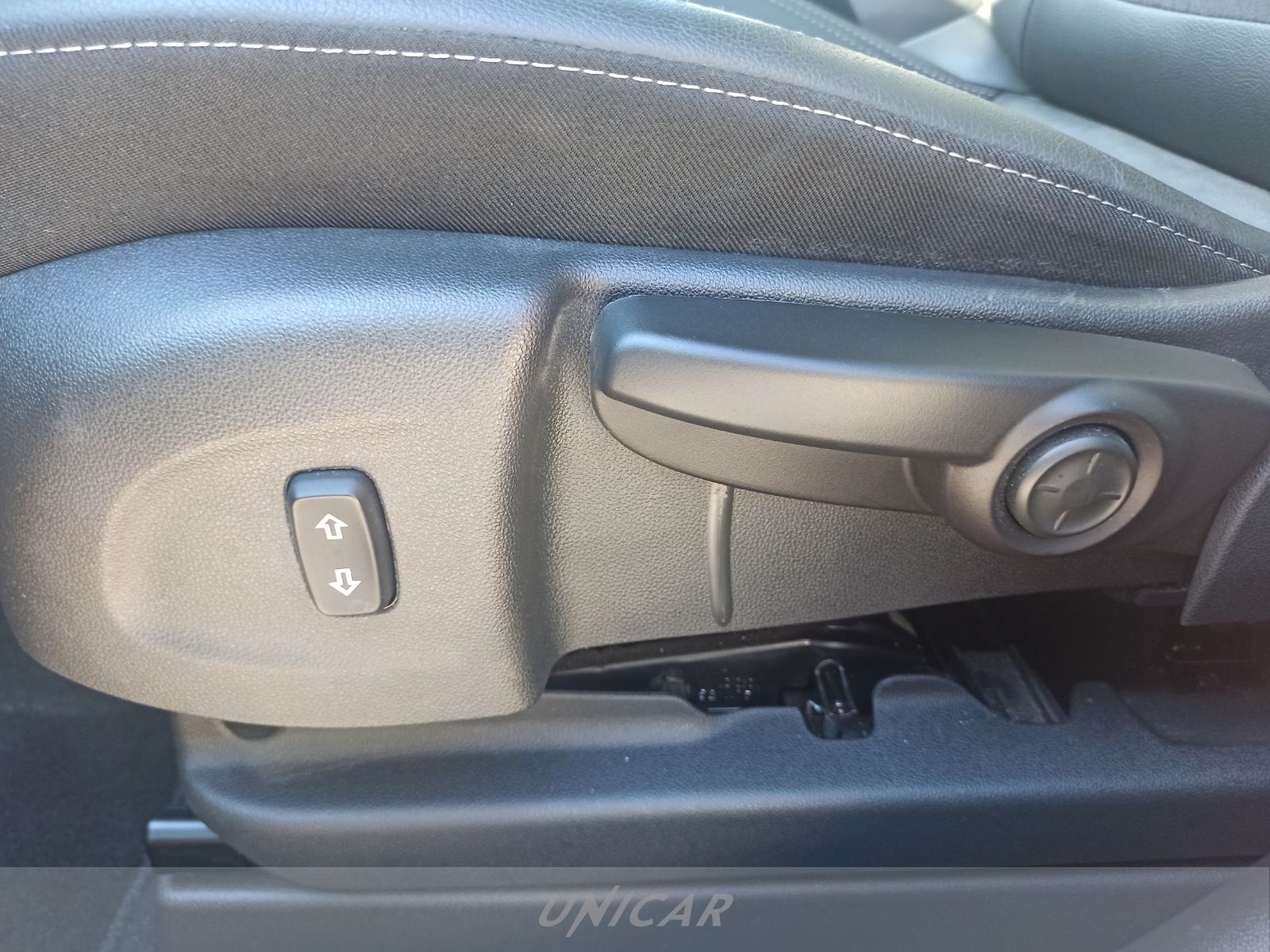 UNICAR Opel Crossland