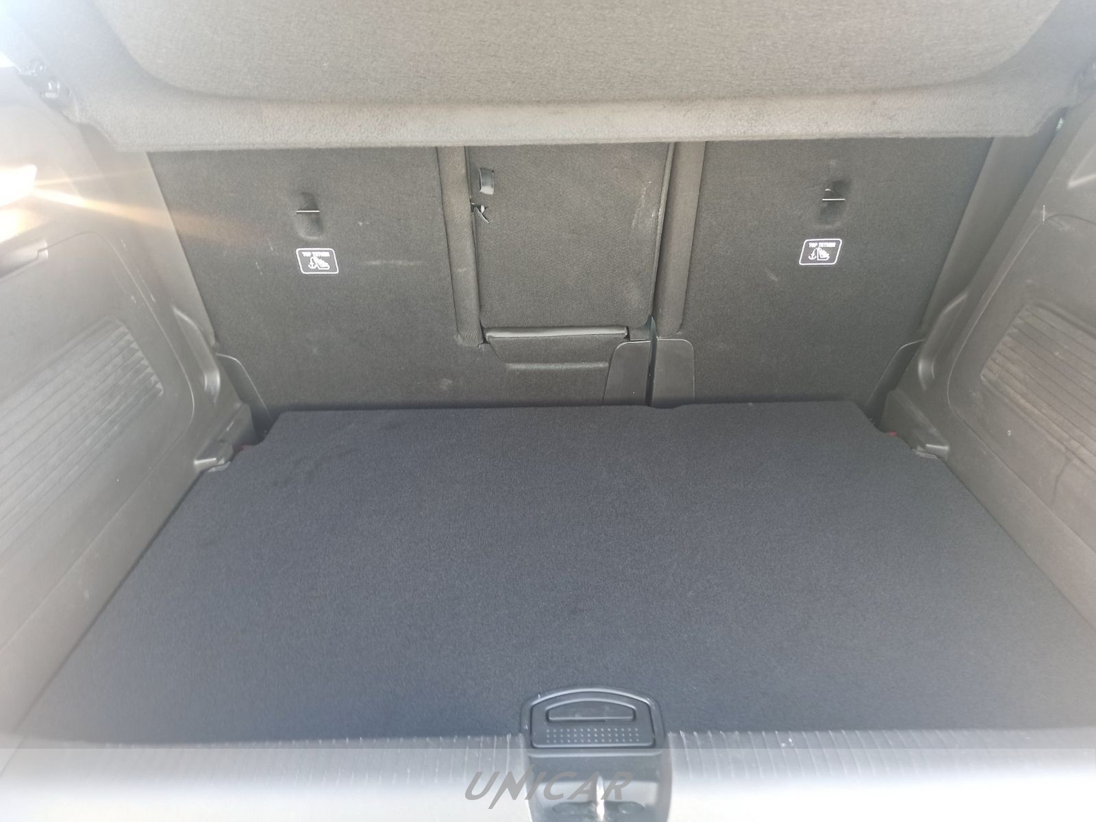 UNICAR Opel Crossland
