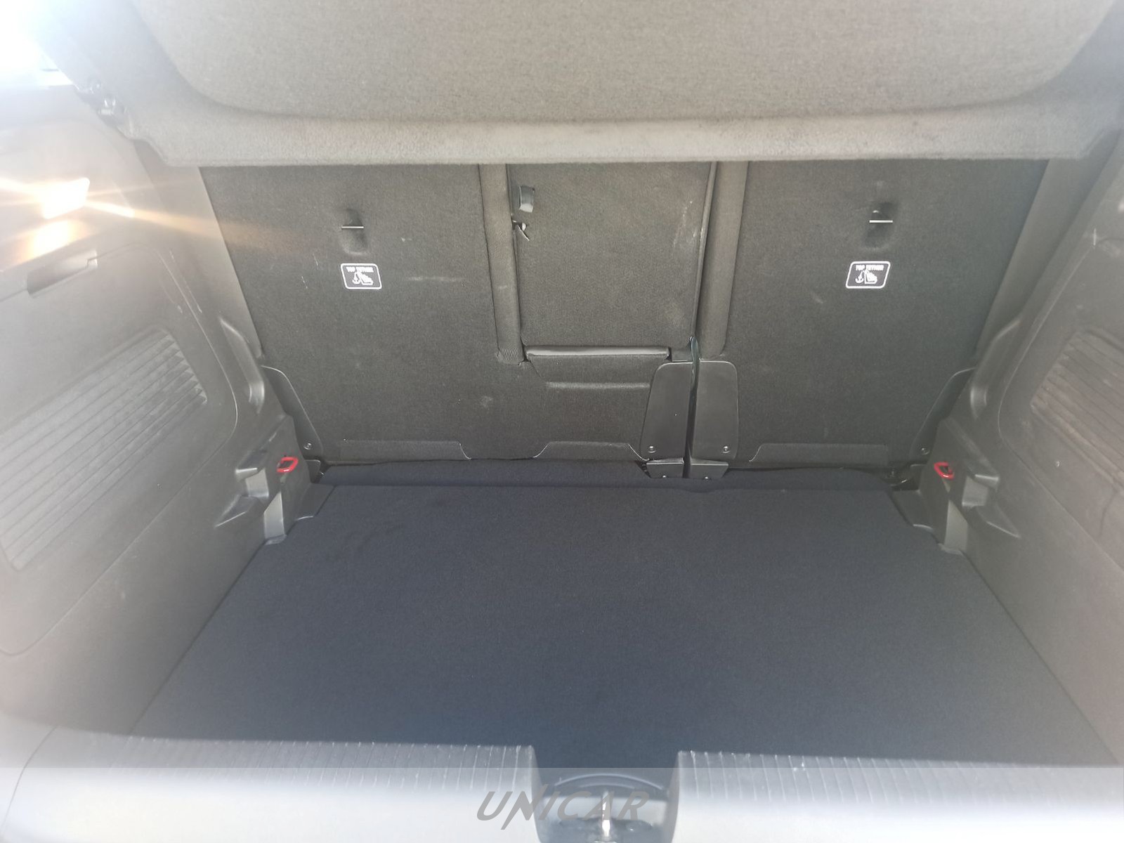 UNICAR Opel Crossland