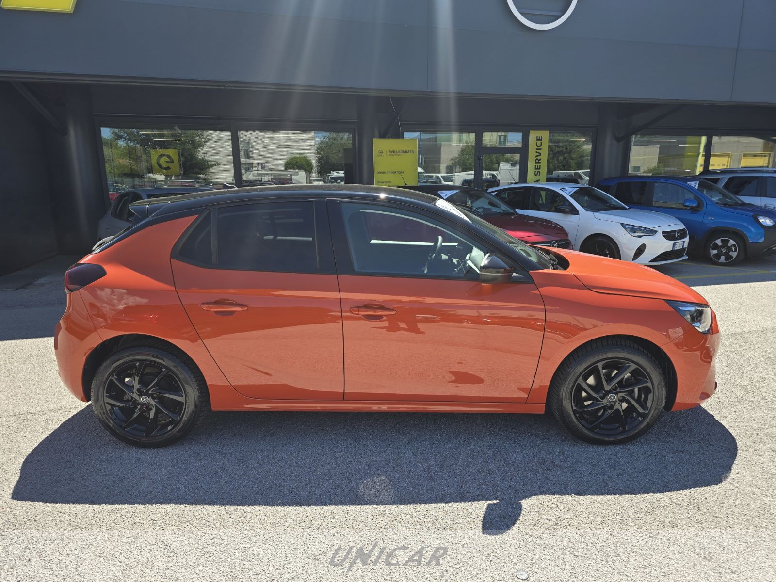 UNICAR Opel Corsa