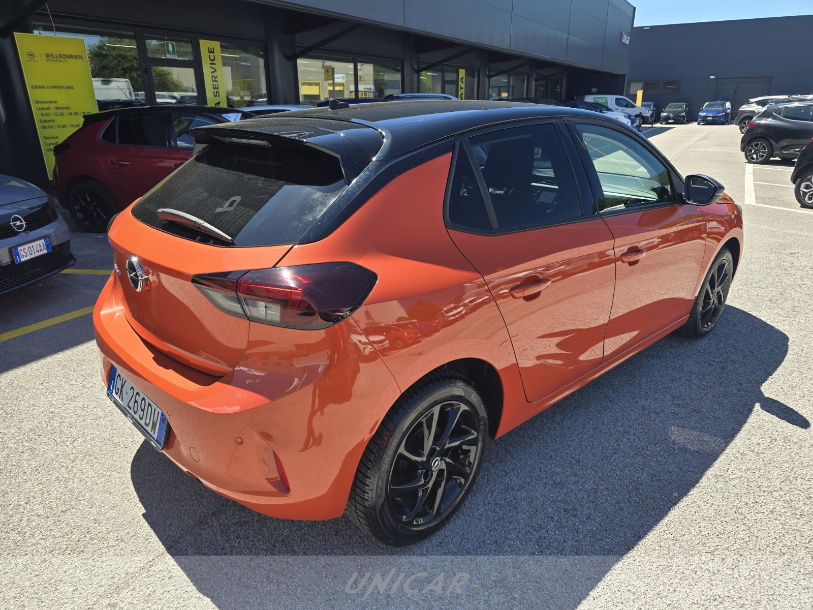 UNICAR Opel Corsa