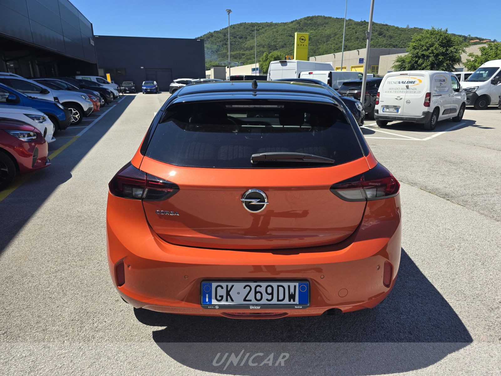 UNICAR Opel Corsa