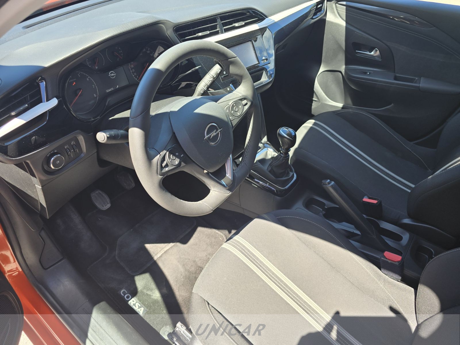 UNICAR Opel Corsa