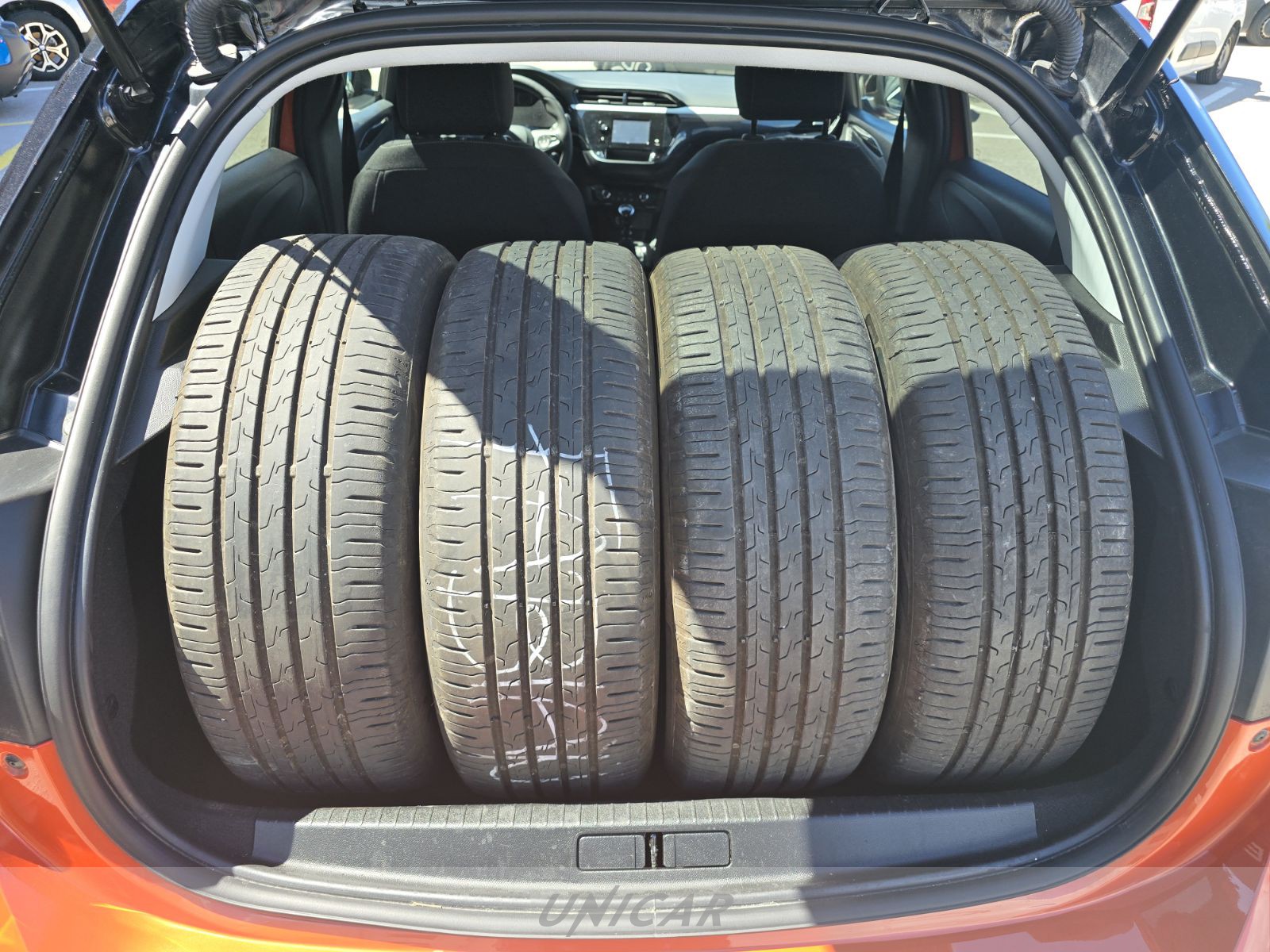 UNICAR Opel Corsa