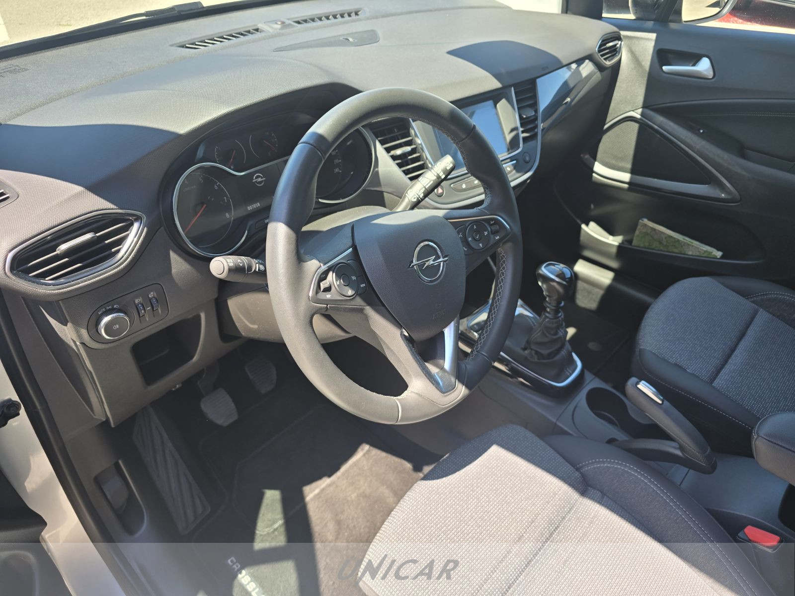 UNICAR Opel Crossland