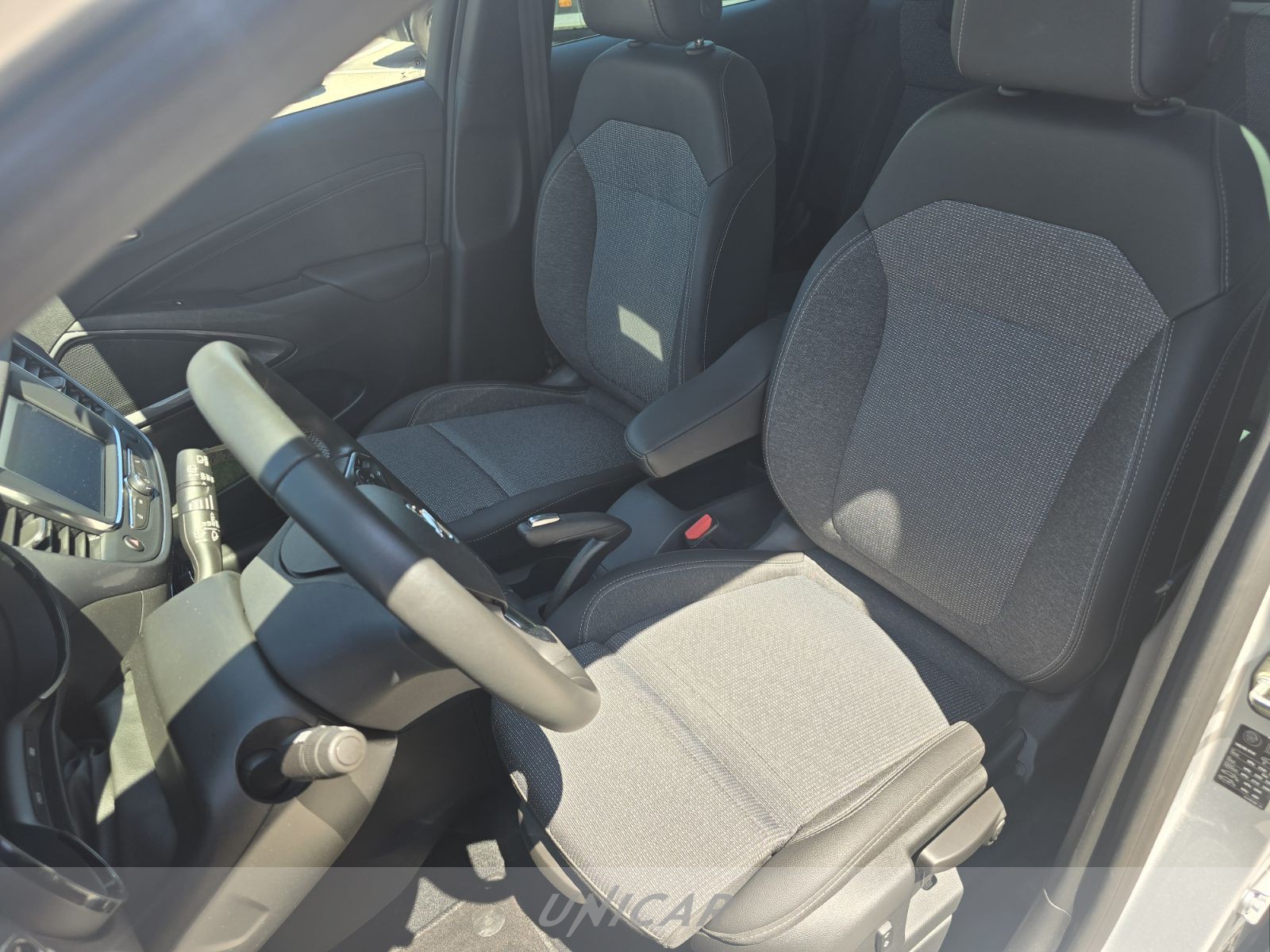 UNICAR Opel Crossland