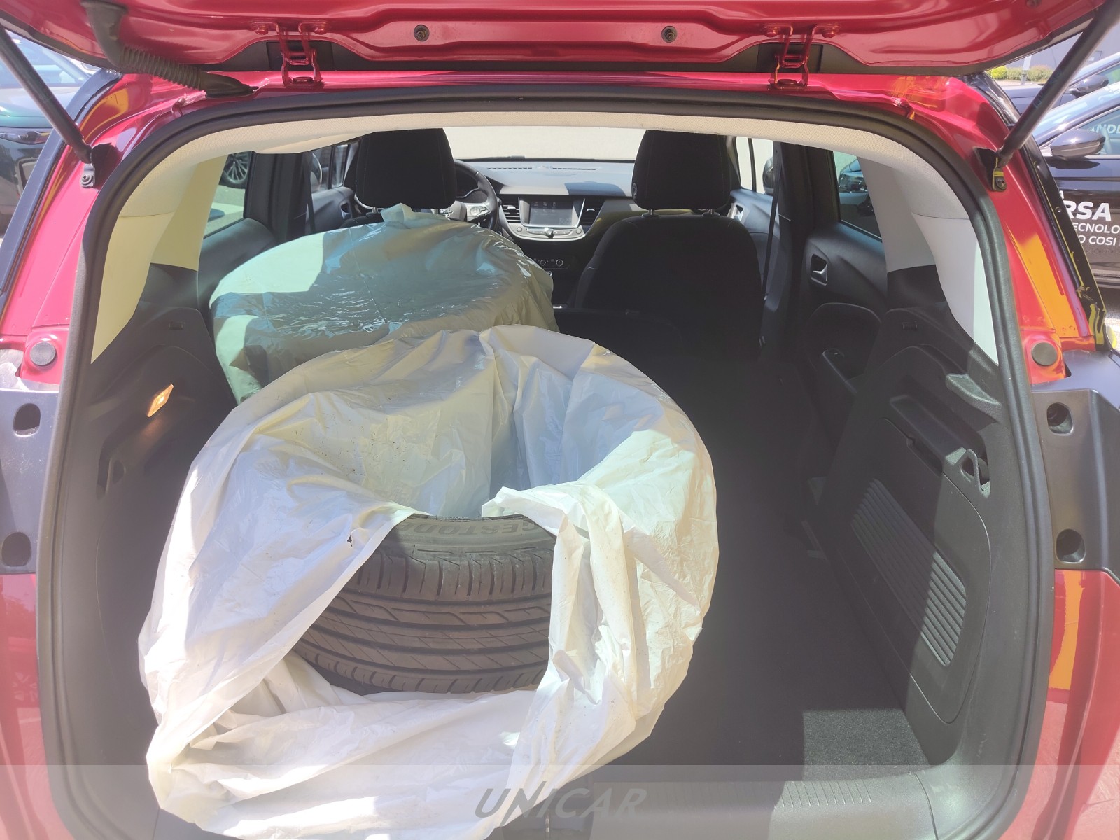 UNICAR Opel Crossland