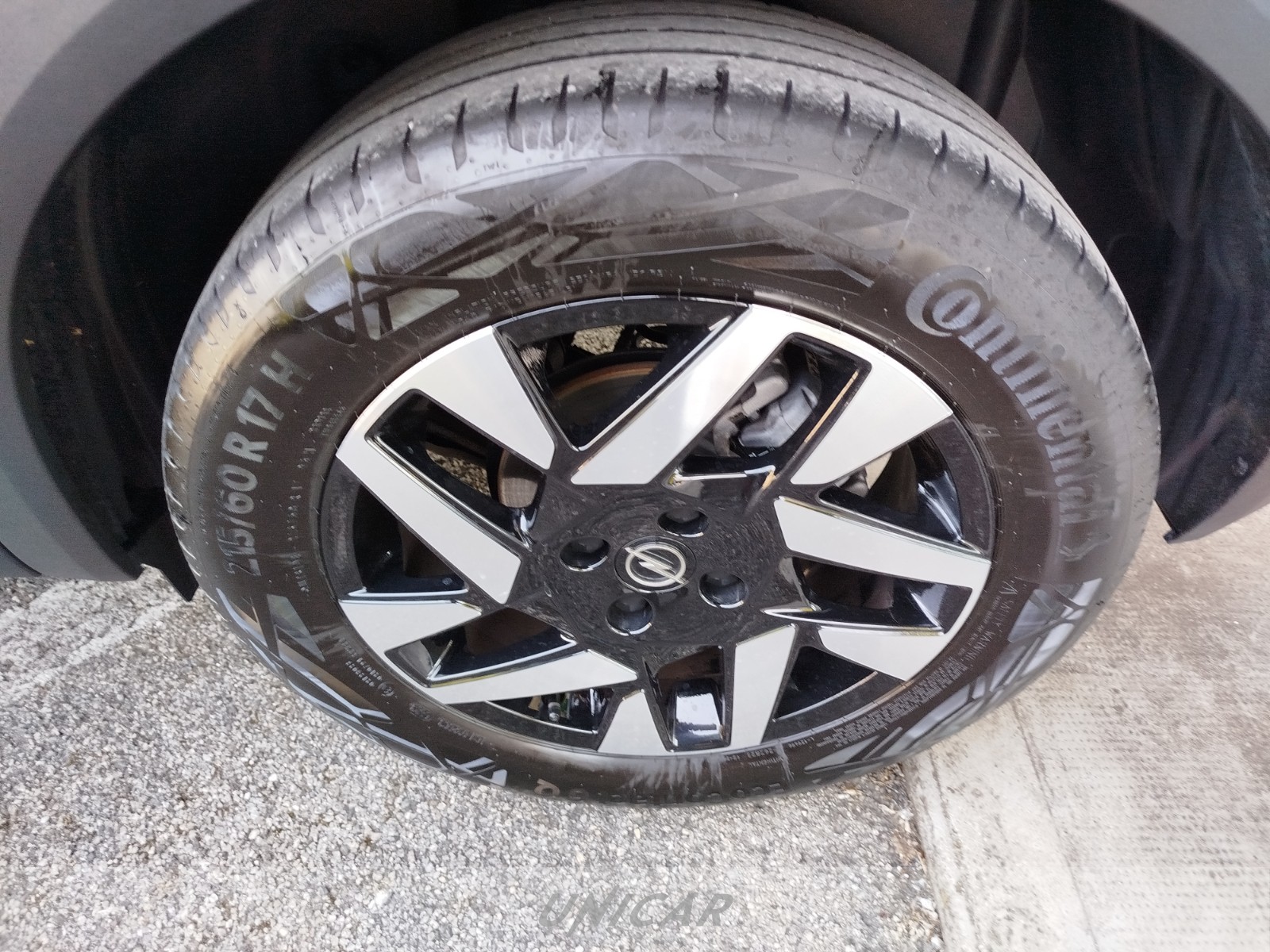 UNICAR Opel Mokka