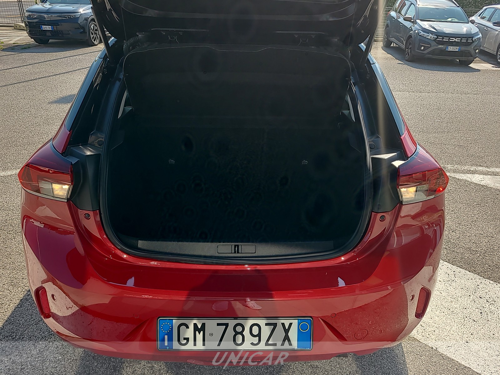 UNICAR Opel Corsa