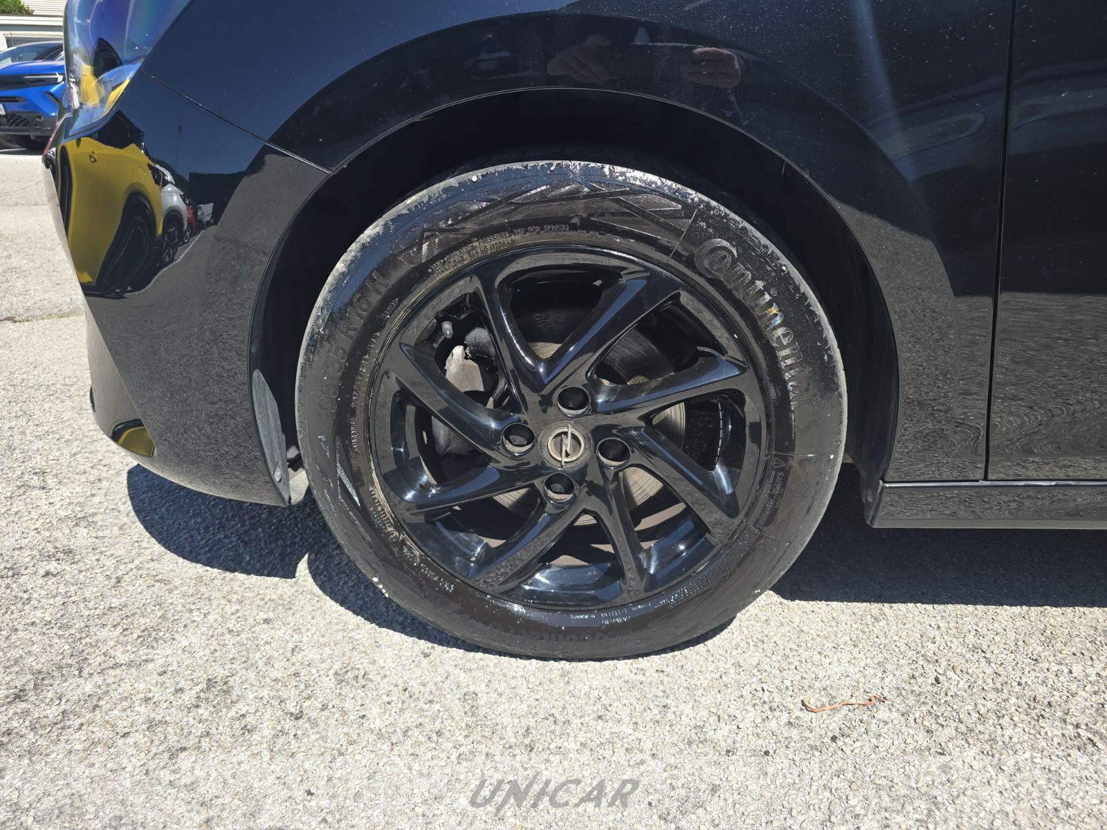 UNICAR Opel Corsa