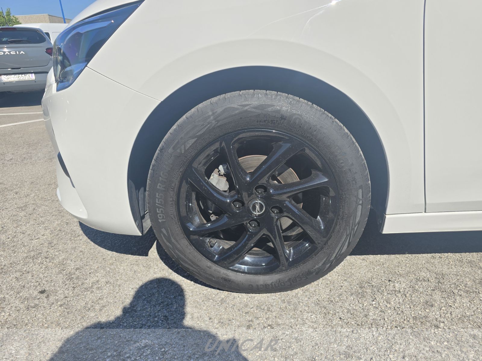 UNICAR Opel Corsa