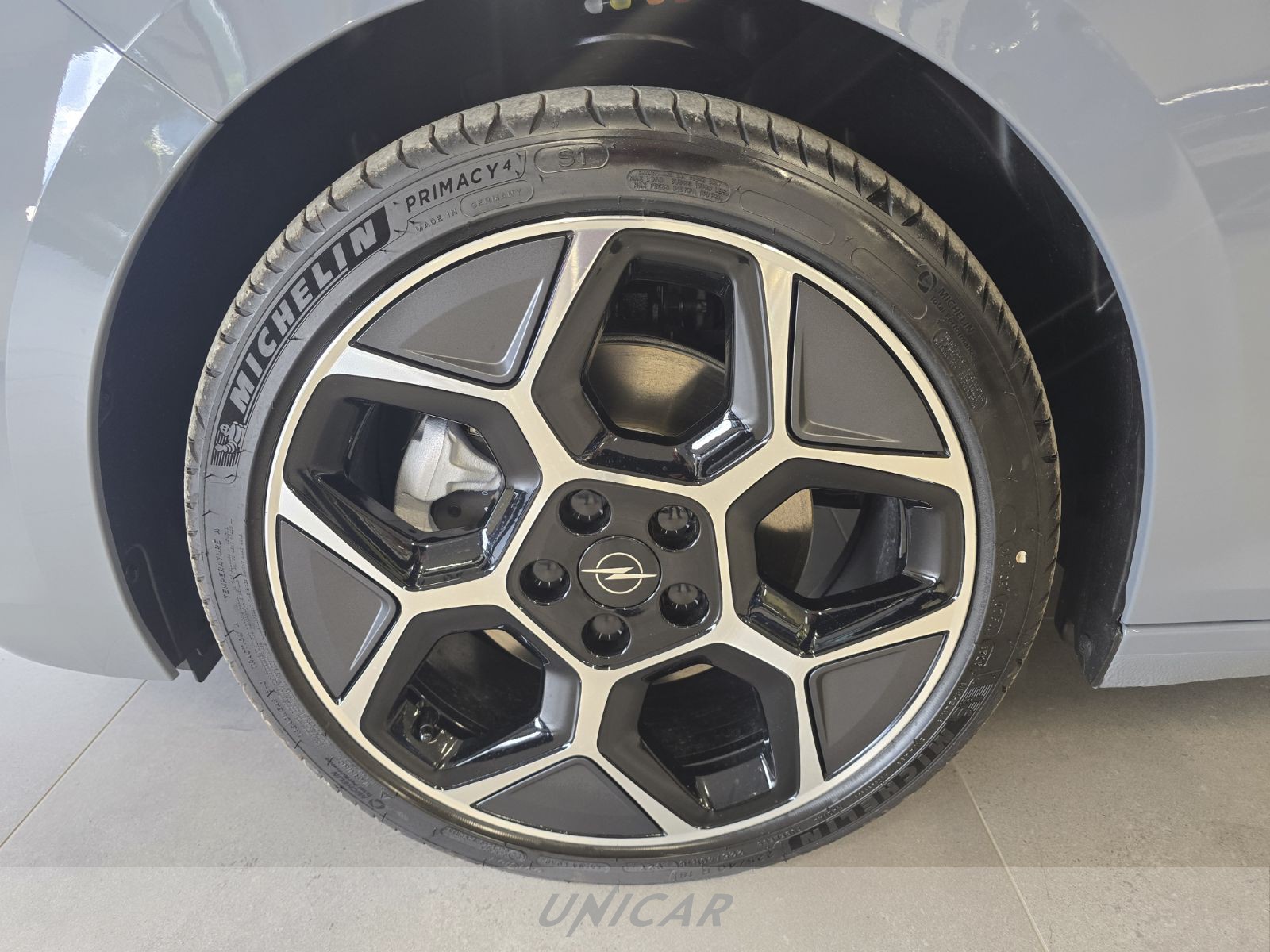 UNICAR Opel Astra