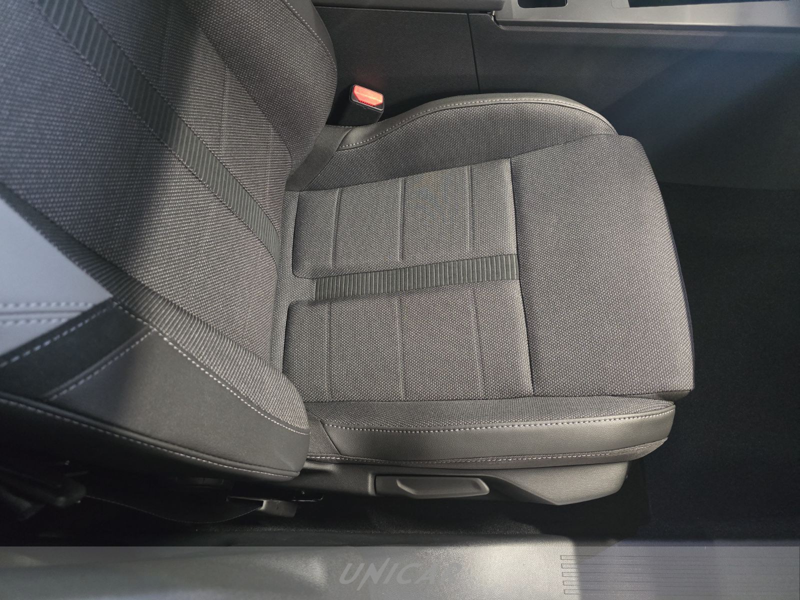 UNICAR Opel Astra