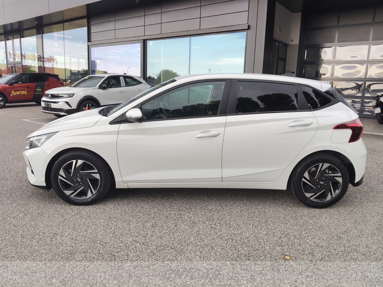 UNICAR Hyundai i20