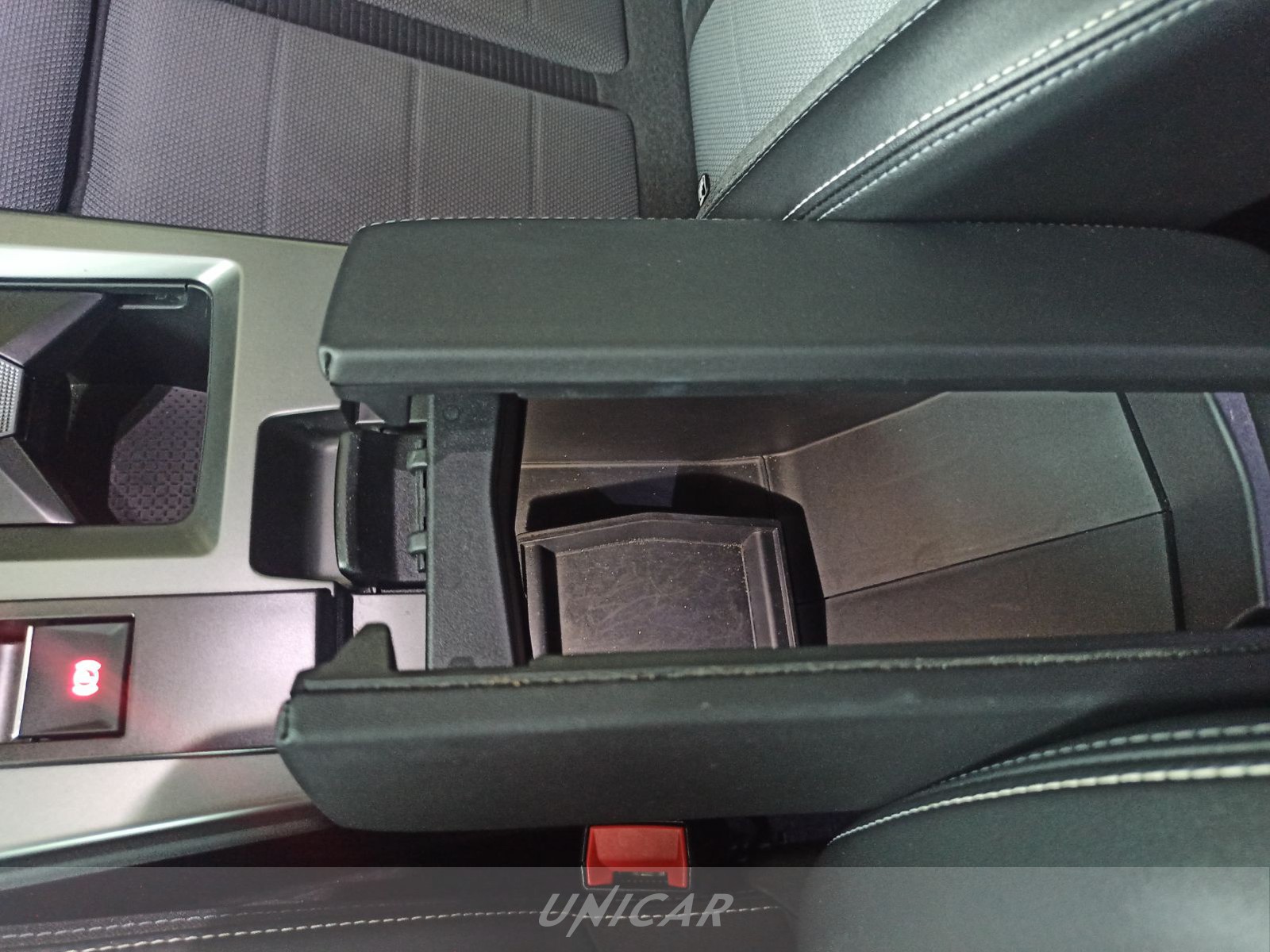 UNICAR Opel Grandland