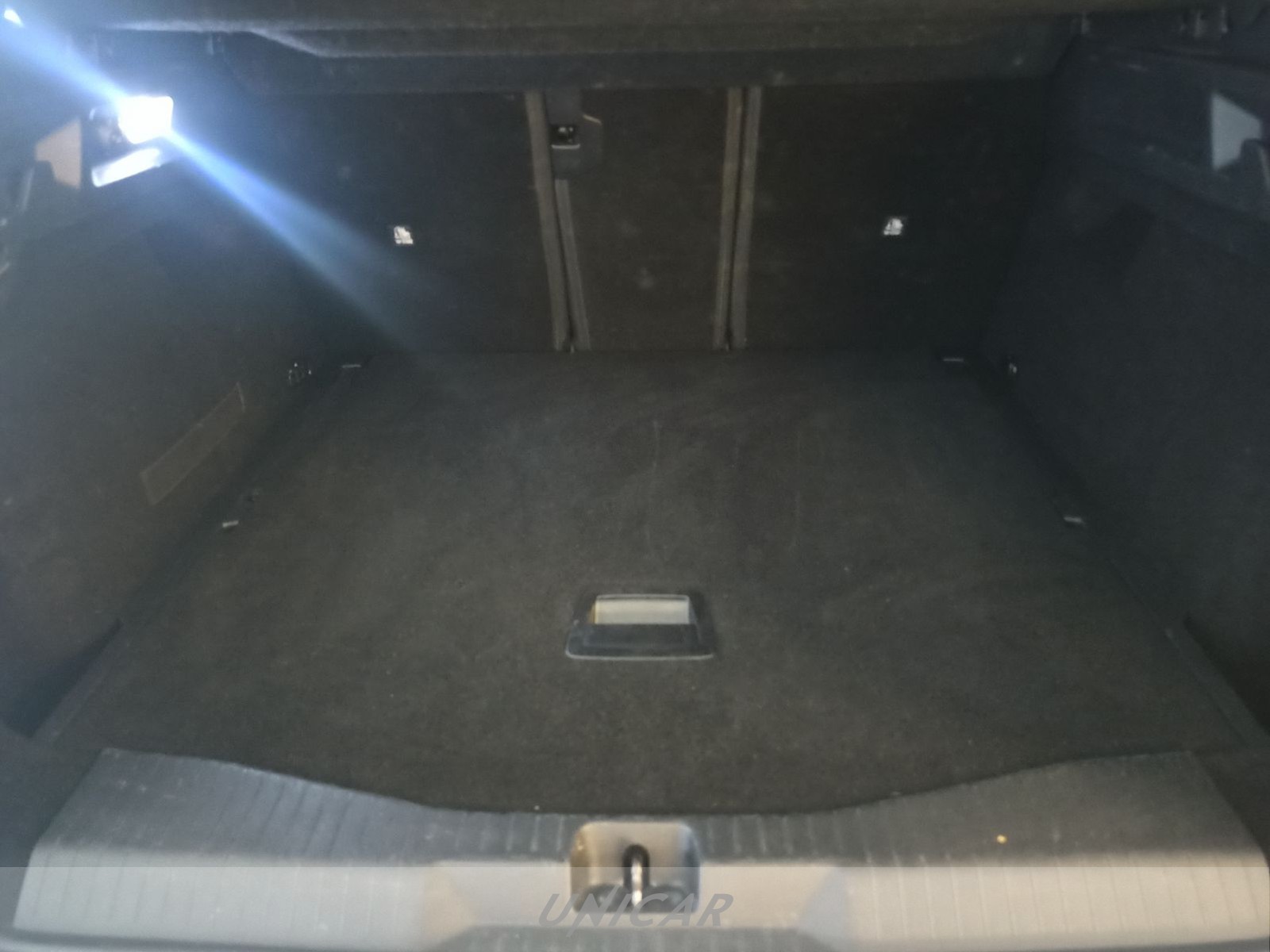 UNICAR Opel Grandland