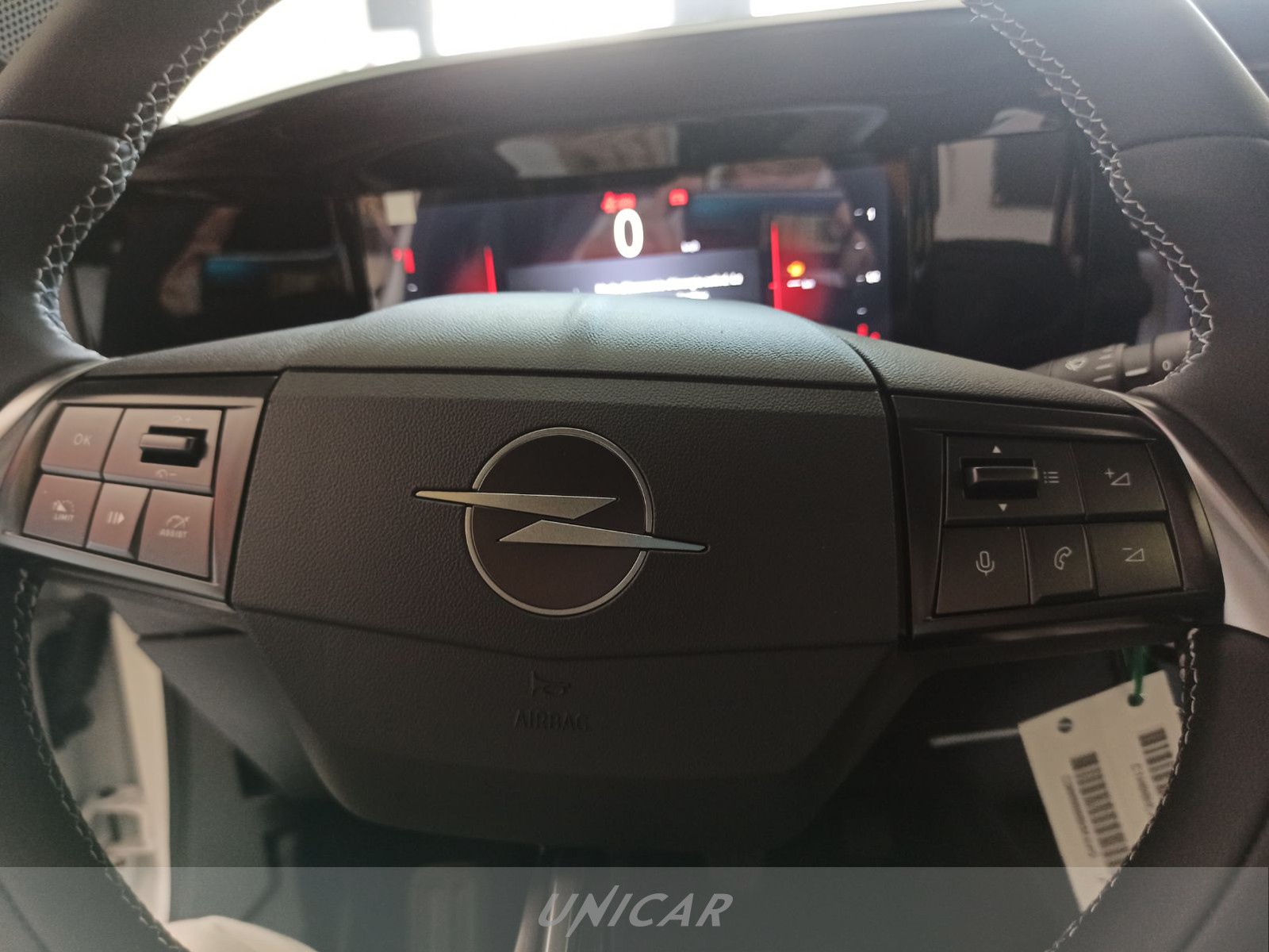 UNICAR Opel Mokka