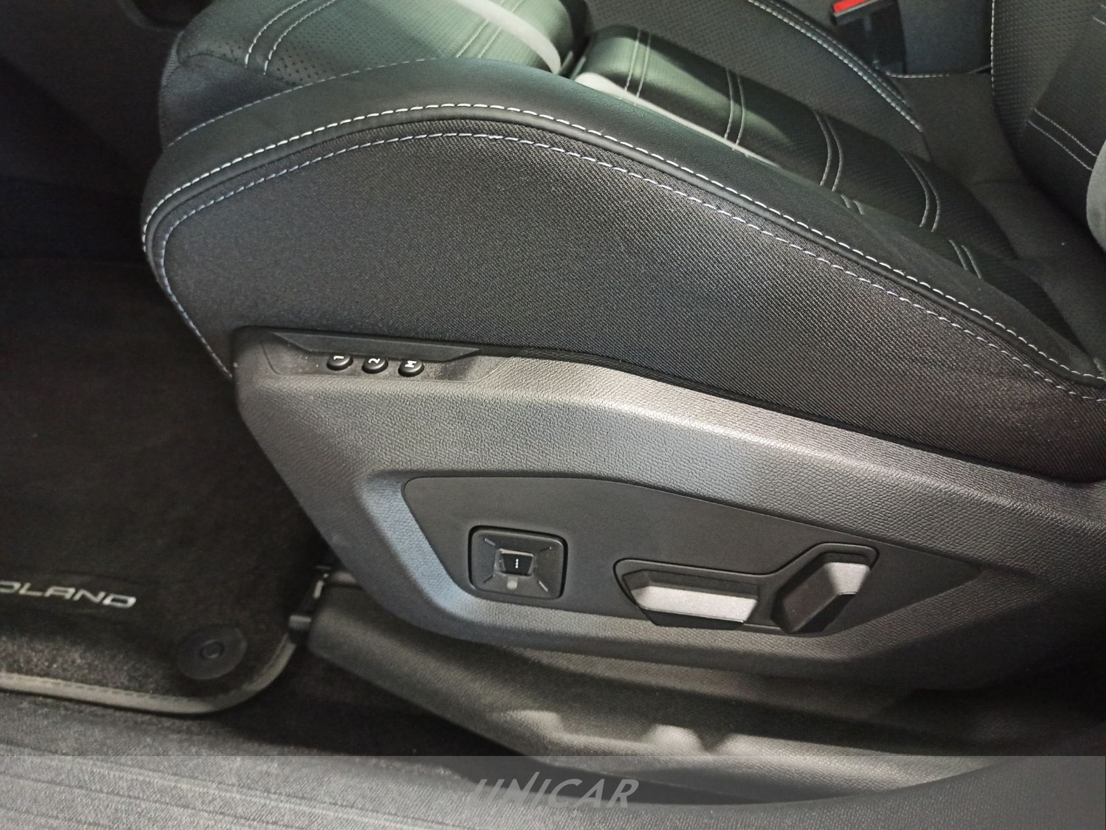 UNICAR Opel Grandland