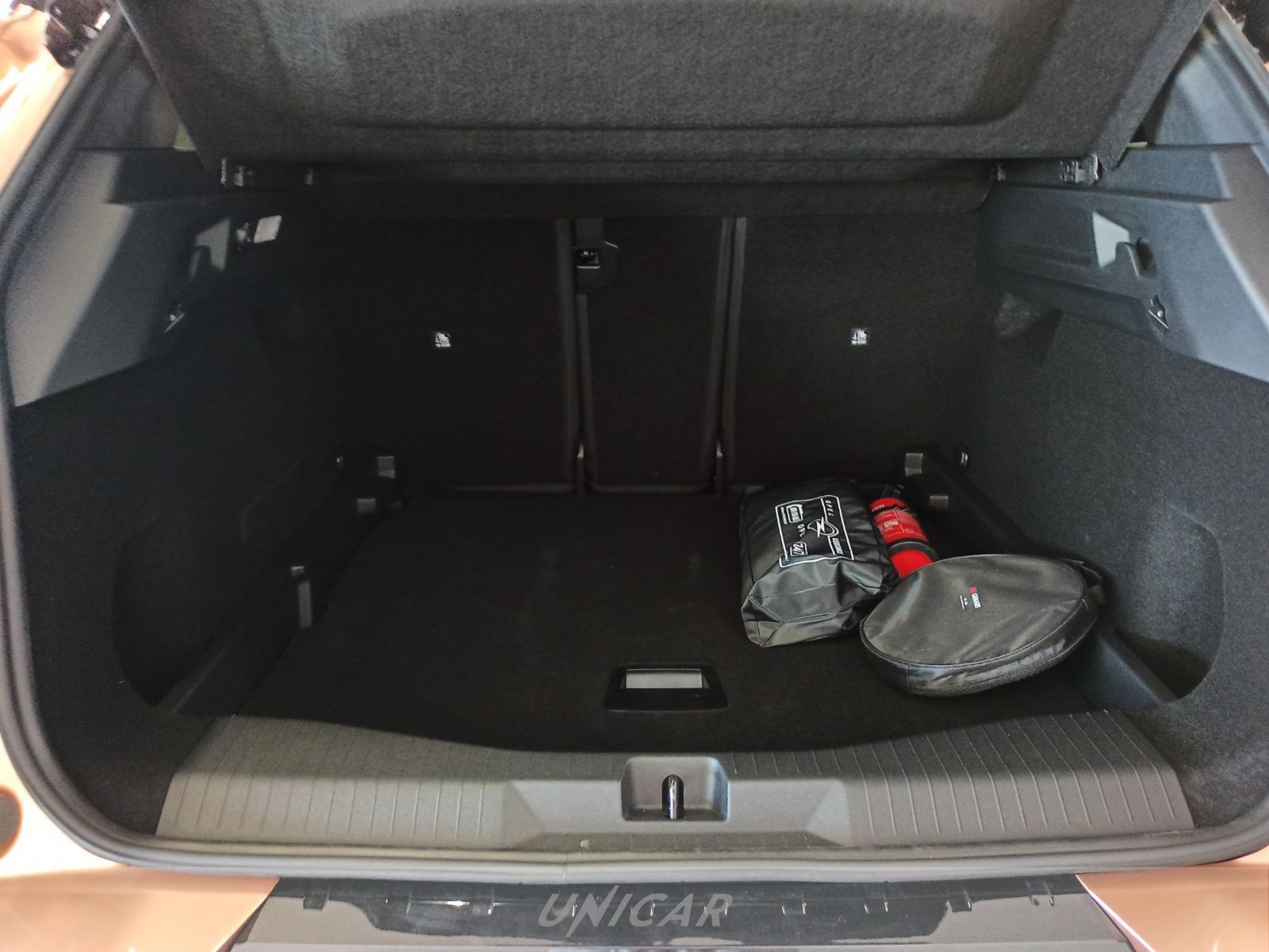 UNICAR Opel Grandland