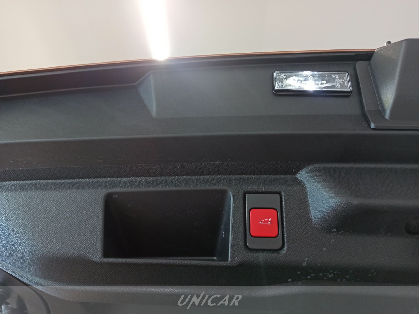UNICAR Opel Grandland