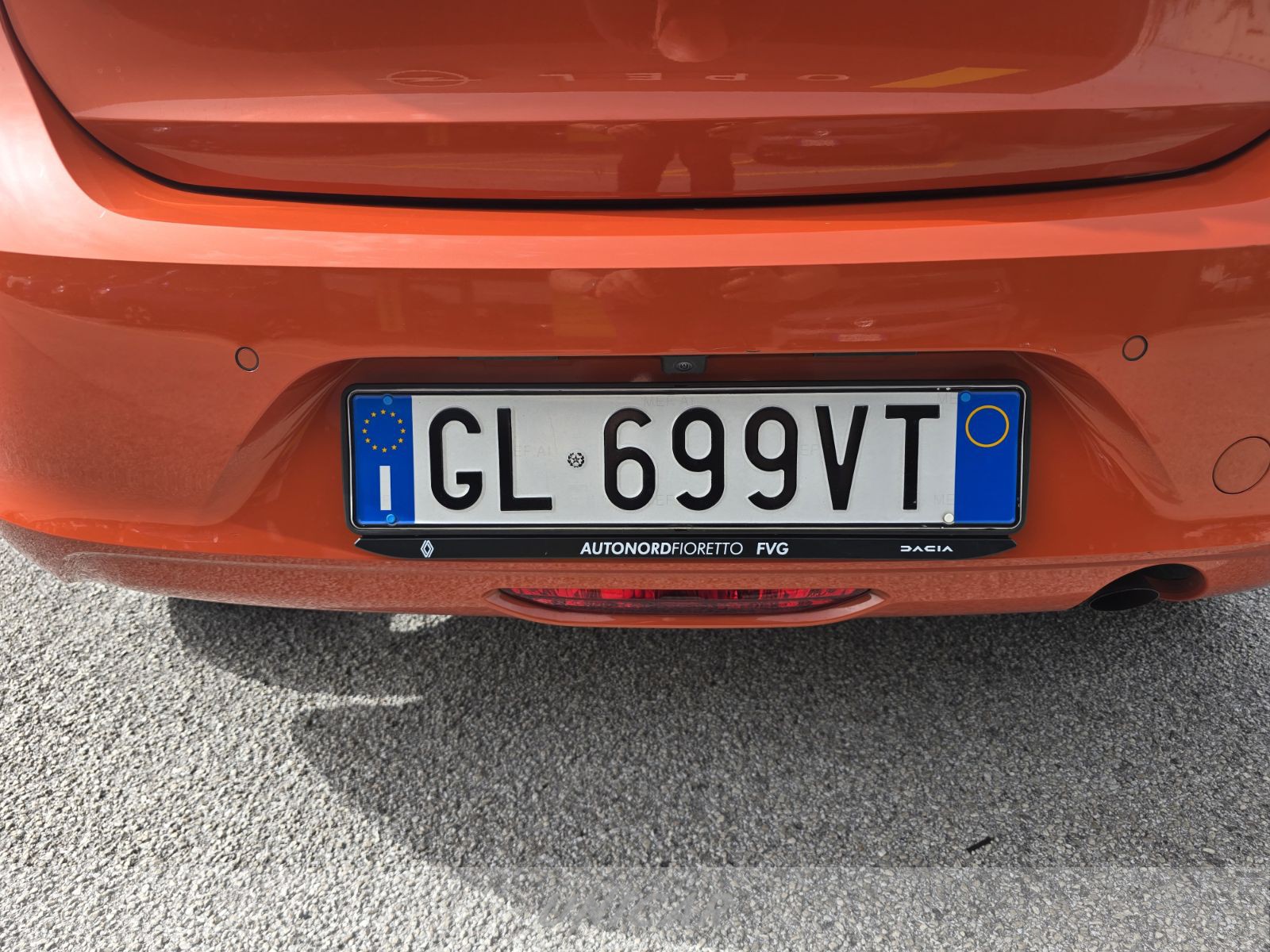 UNICAR Opel Corsa