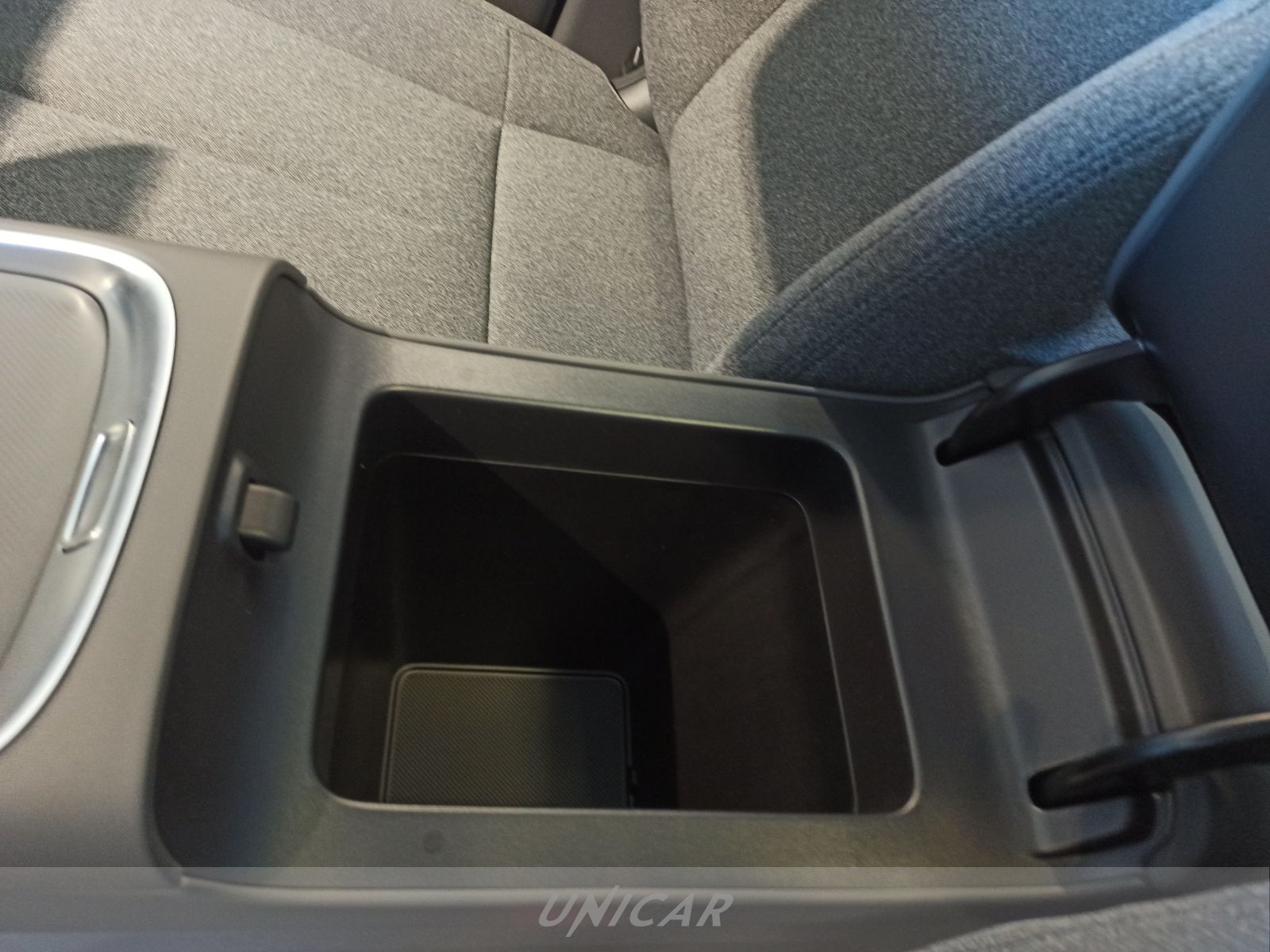 UNICAR Leapmotor B10