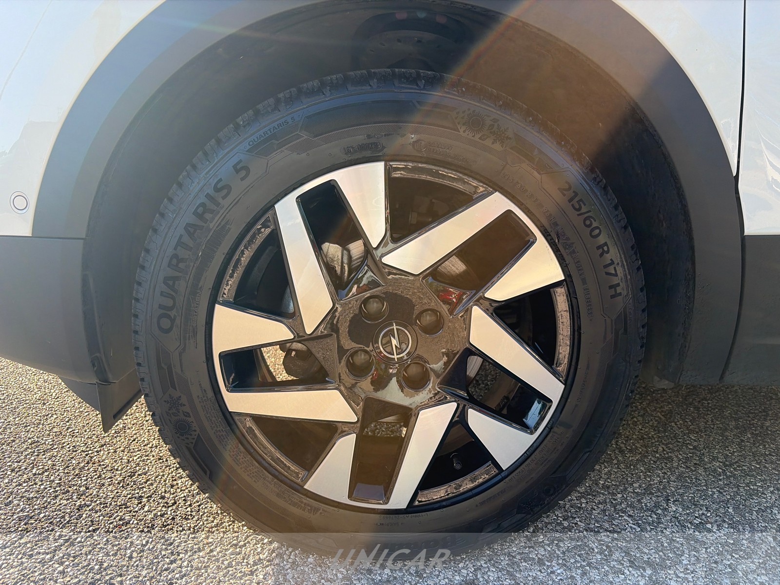 UNICAR Opel Mokka