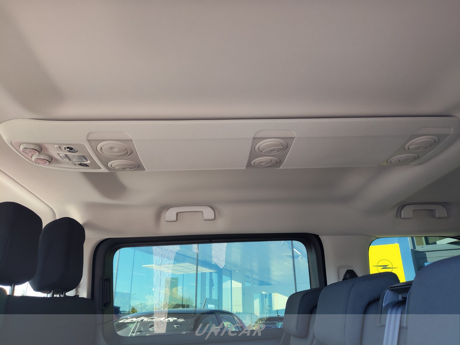 UNICAR Opel Zafira Life