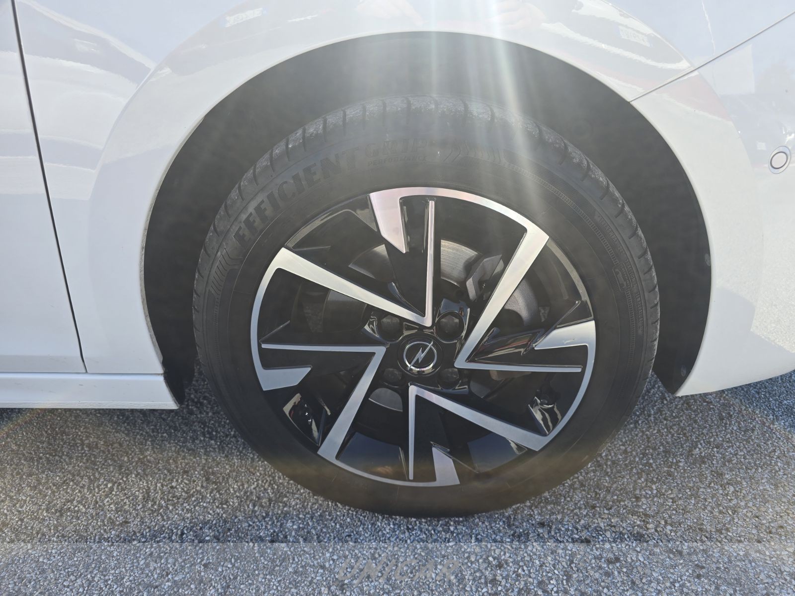 UNICAR Opel Corsa