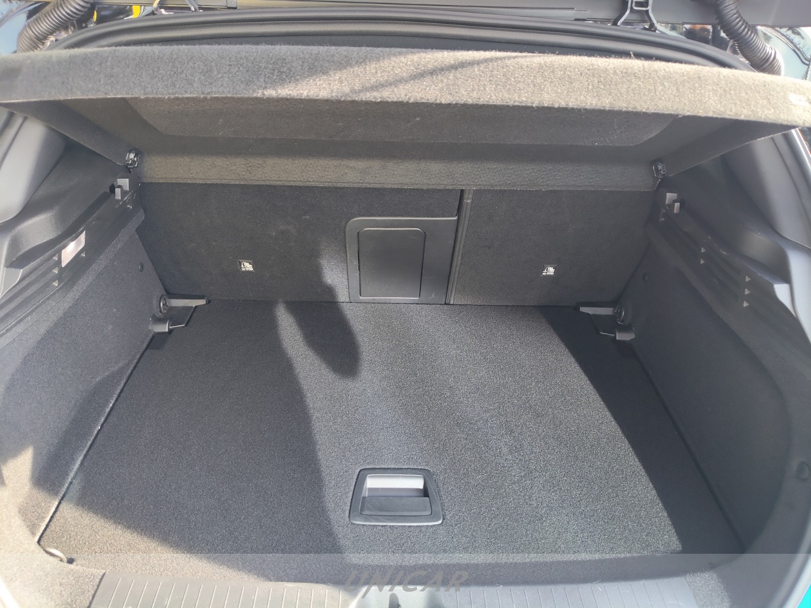 UNICAR Opel Astra